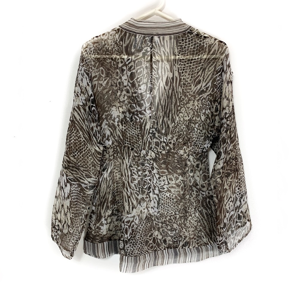 Chicos 100% Silk V Neck Long Sleeves Top - Picture 3 of 5